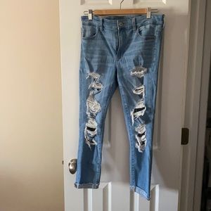 American Eagle Destroyed Crop Jeggings
